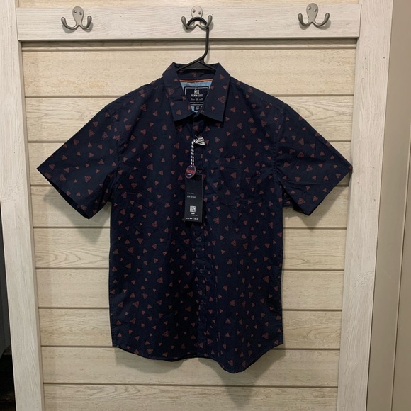 MBX Premium Goods Men Button Down Shirt Large *NWT* - Picture 2 of 3